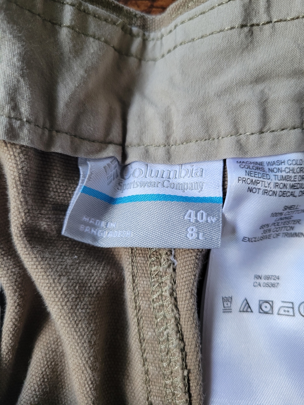 Columbia Men Size 40W 8L Flat Front Cargo Khaki Tan Shorts Workwear, Hiking - Picture 11 of 17